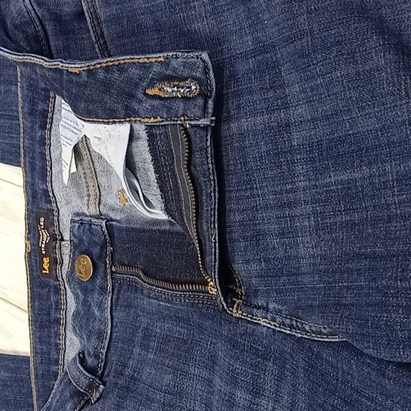 Lee Regular Straight Leg Mid-Rise Blue Jeans Size 12 Medium - Picture 14 of 16